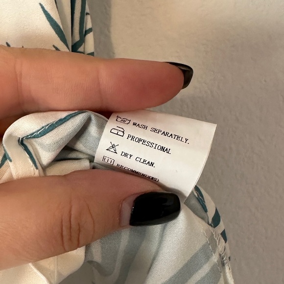 Bundle & save 2 for $25 item- NWT Hawalili Men’s Size Large Hawaiian Print - Picture 5 of 6